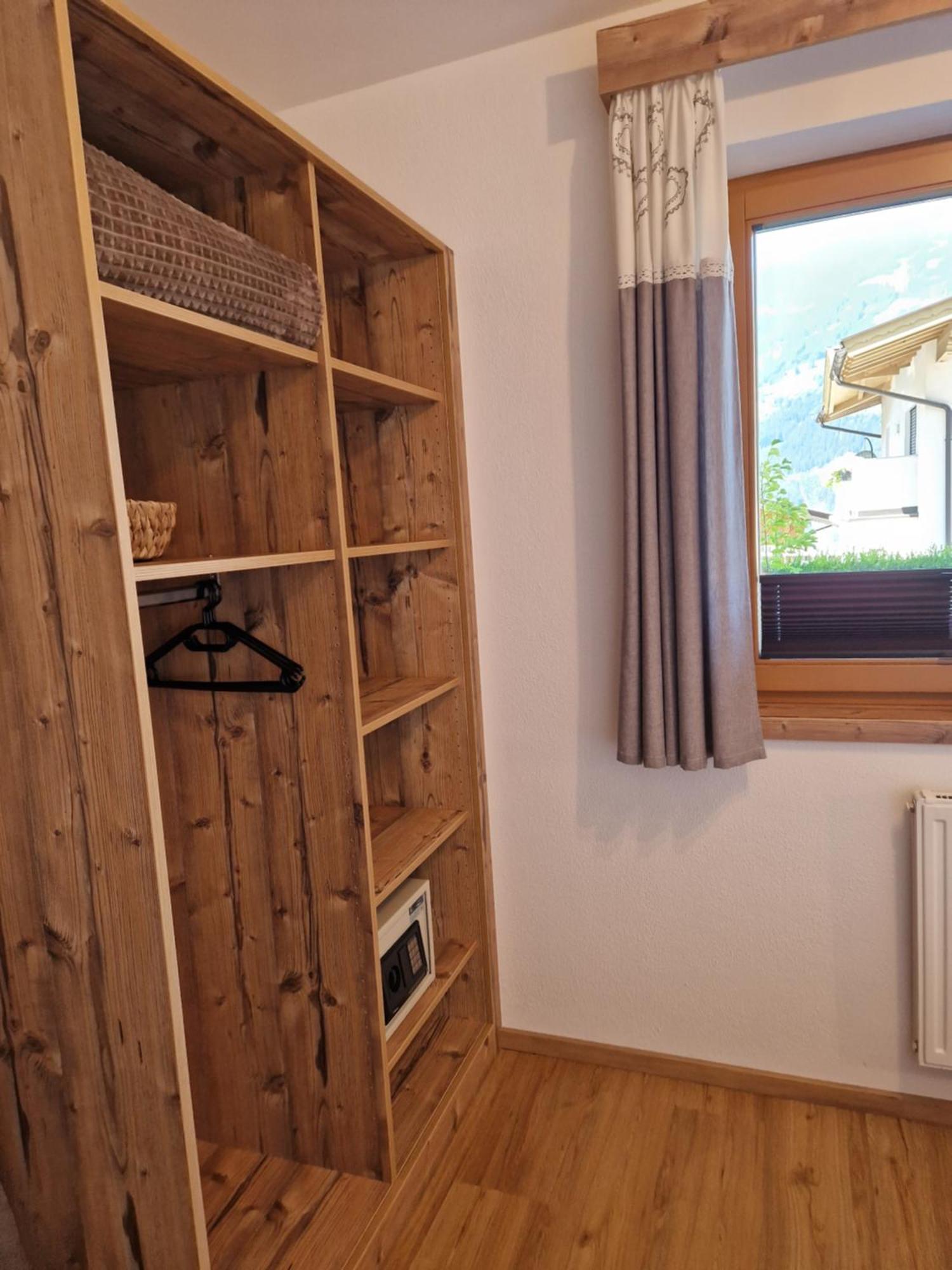 Appartement Haus Roland à Zell am Ziller Extérieur photo